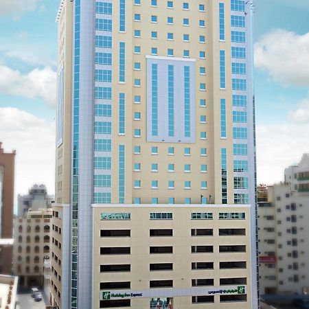 Holiday Bahrain Hotel Manama Exterior photo