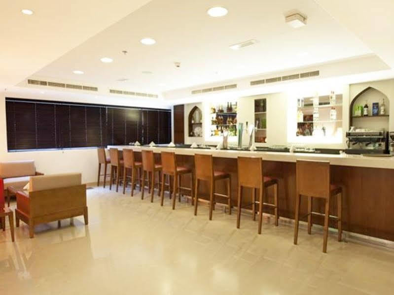 Holiday Bahrain Hotel Manama Exterior photo