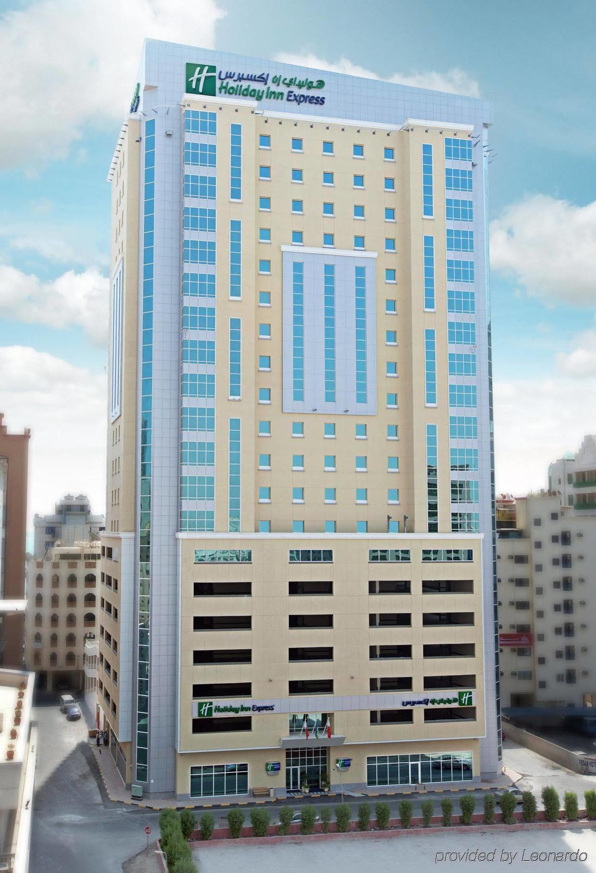 Holiday Bahrain Hotel Manama Exterior photo